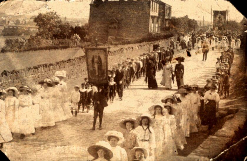 Church walk from Tontine to Upholland, c1908.