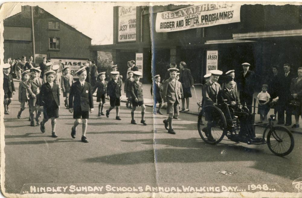 Hindley walking day 1948