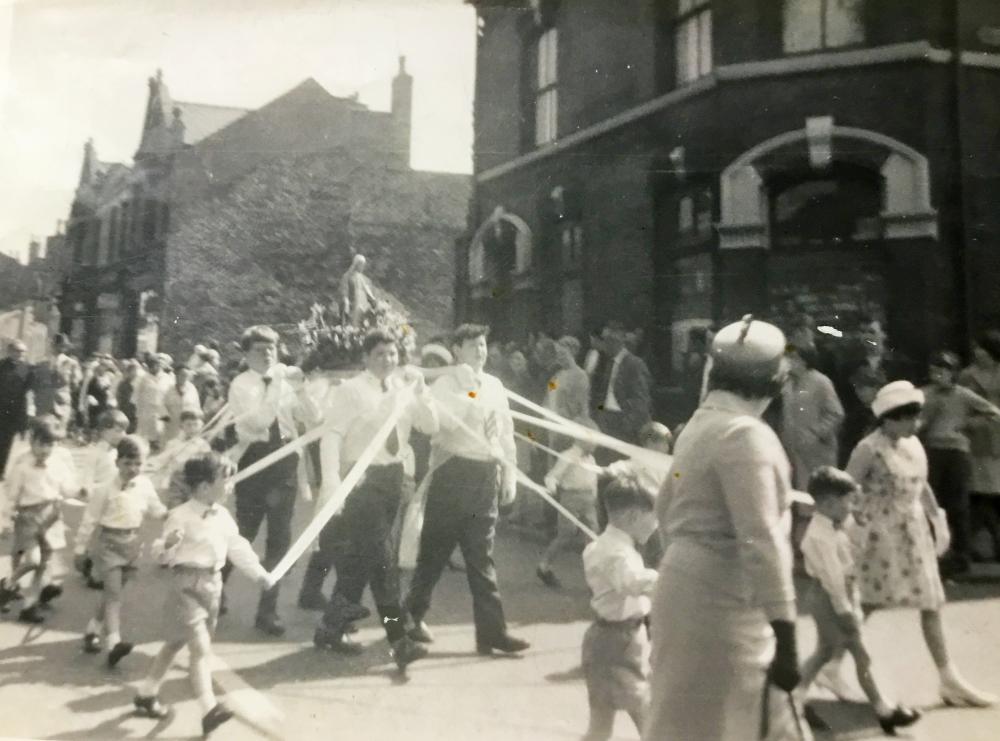 Whit walks Late 1950's Scholes