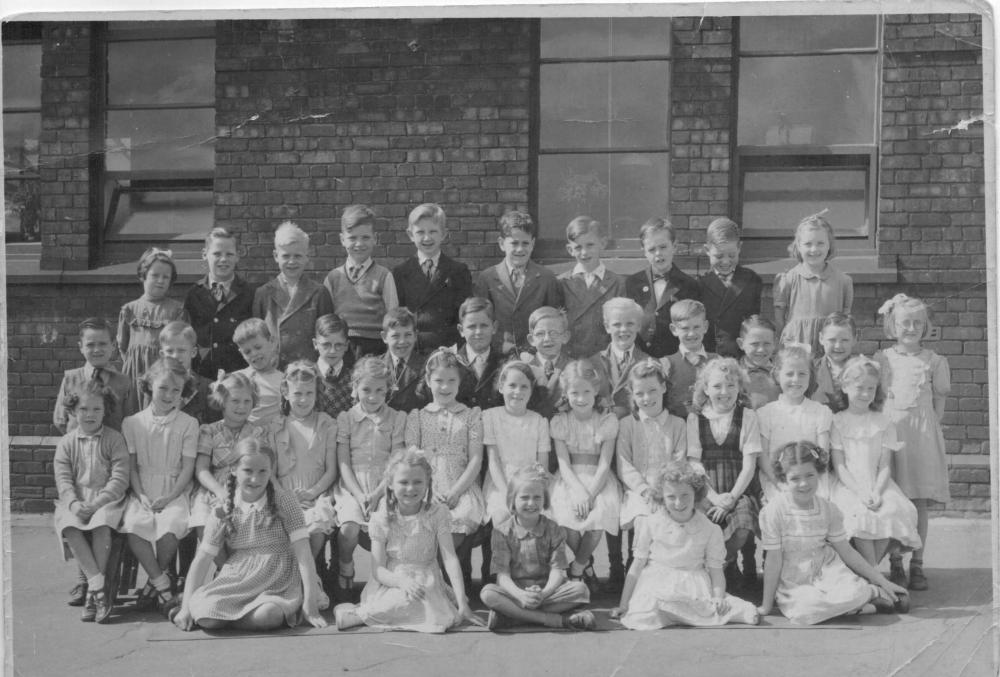 St Stephens Junior School Class of 1953/4
