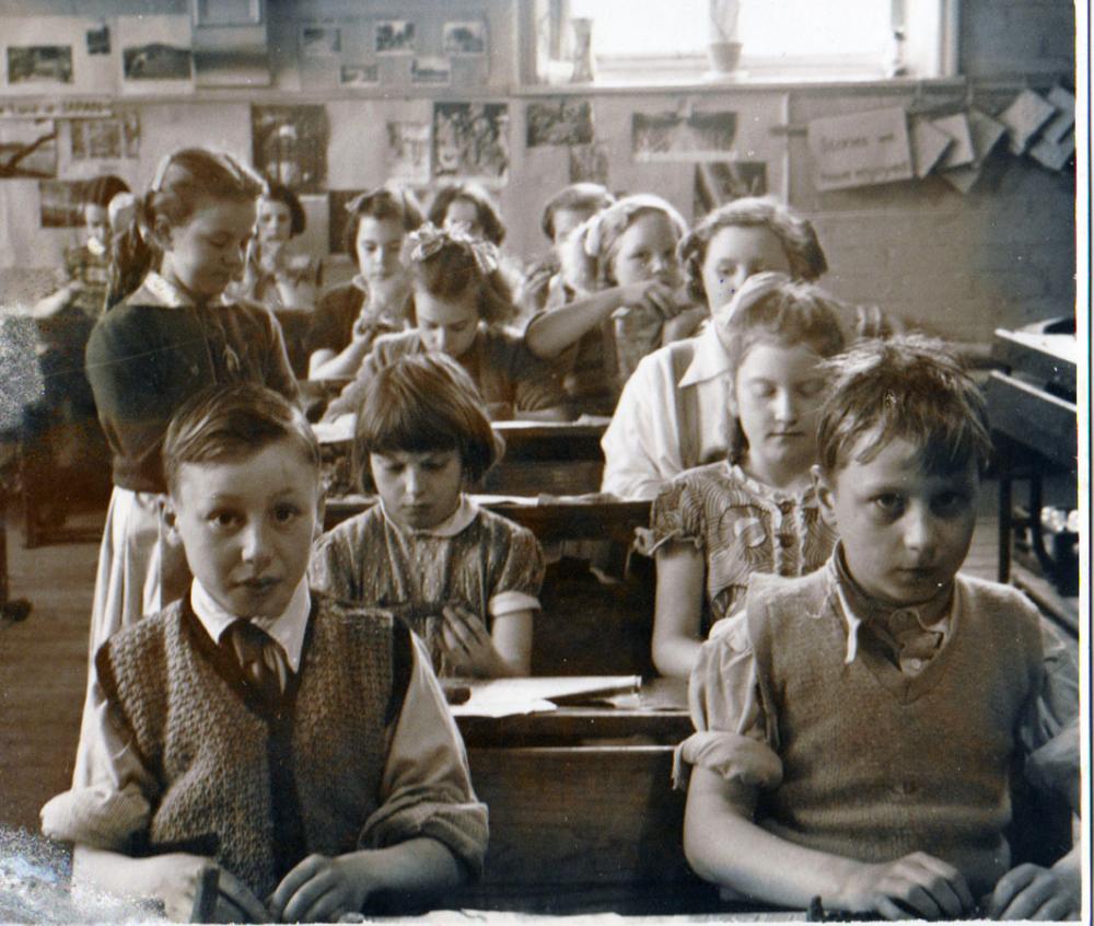 A class photo from 1955. 