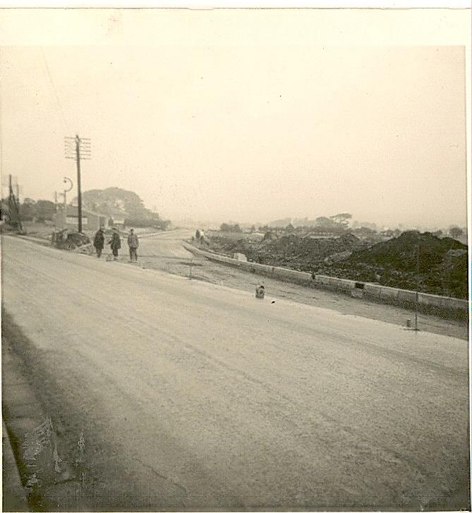 Gathurst Road old & new.28-09-1962