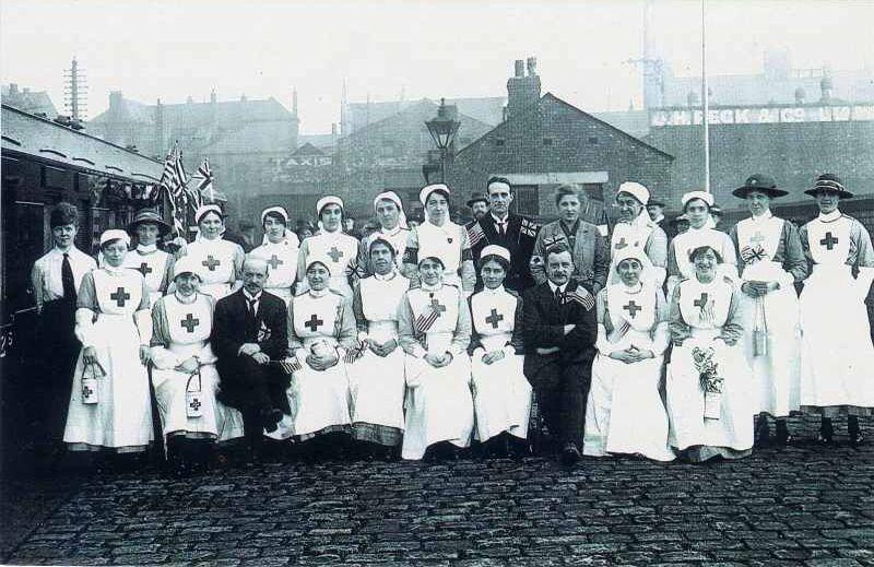 A group of nurses from the London & Yorkshire Railway's ambulance train, 1917.