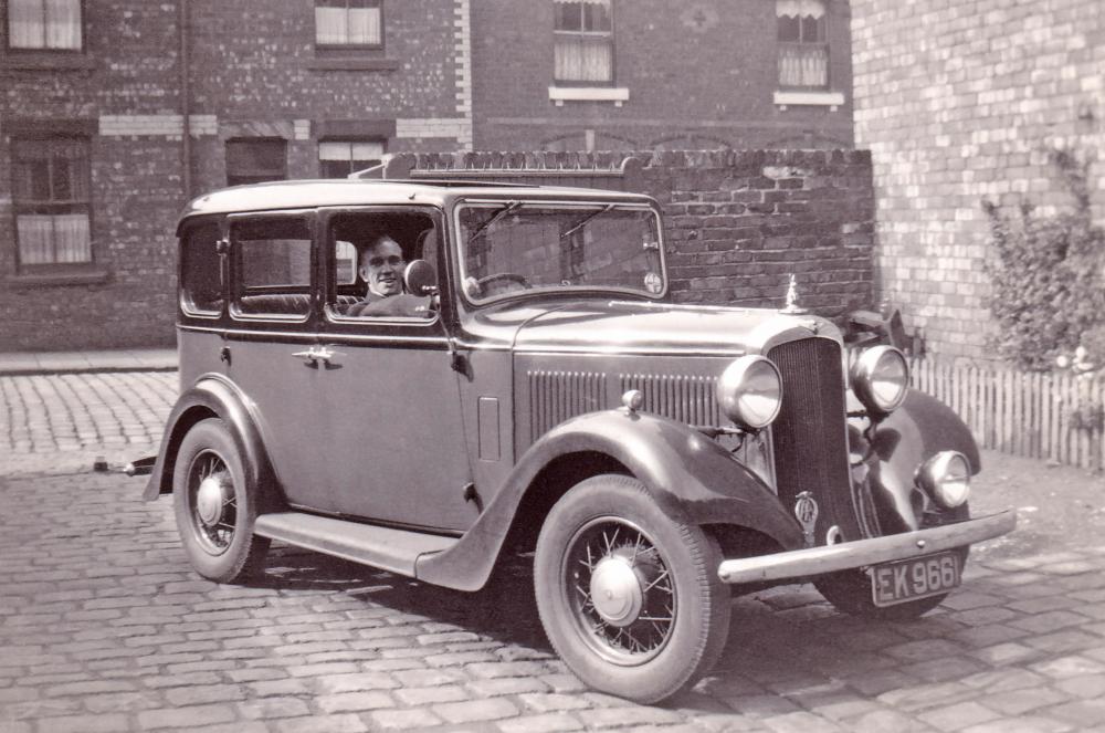 1930's Hillman Minx at St Clement's St, Ince