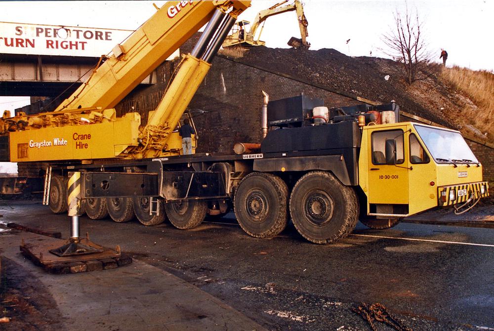 Manchester Rd rail bridge removal,1983.