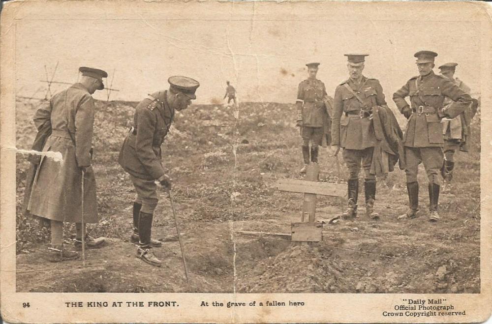 King at the front lines WW 1