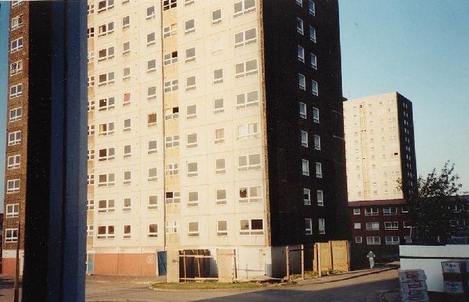 Masefield House, with Thackeray House in the background, 1990.