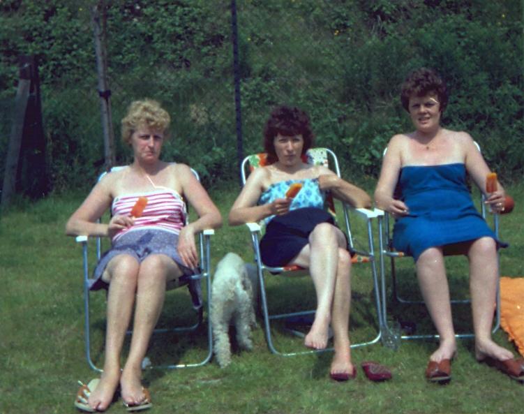 Backyard Mams c1982