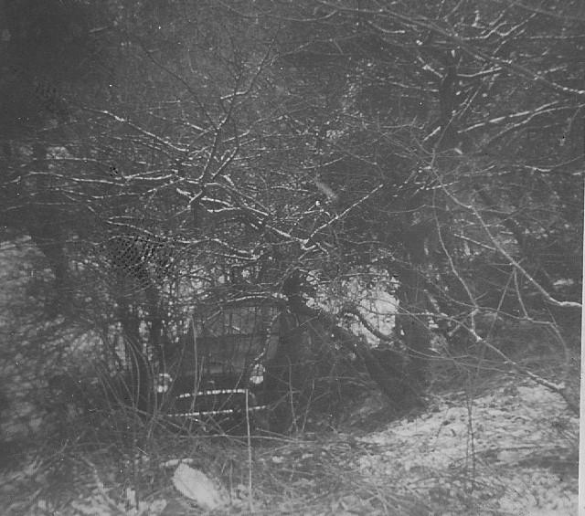 26-02-1962.-Gathurst Hill claims a victim- A McAlpine van.