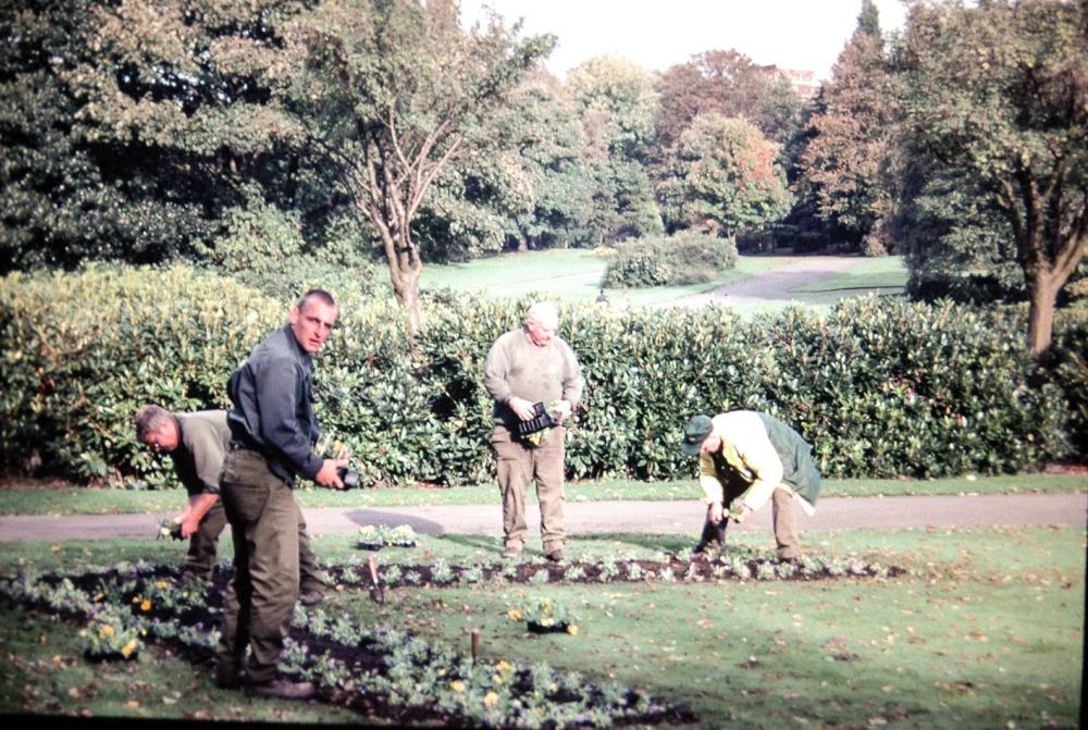 Gardeners in messes park