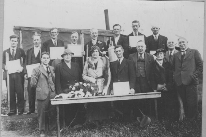 Aspull Allotments committee and allotment holders, 1936