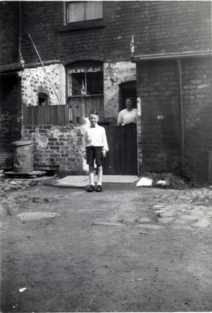 Back of Longfield Street c1953