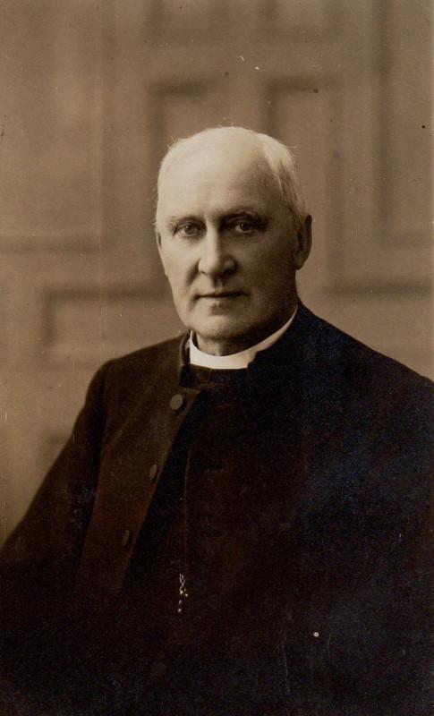 St.John's Vicar 1914