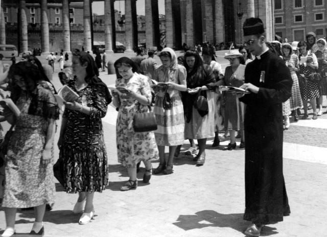 Wigan Pilgrims in Rome 1950's