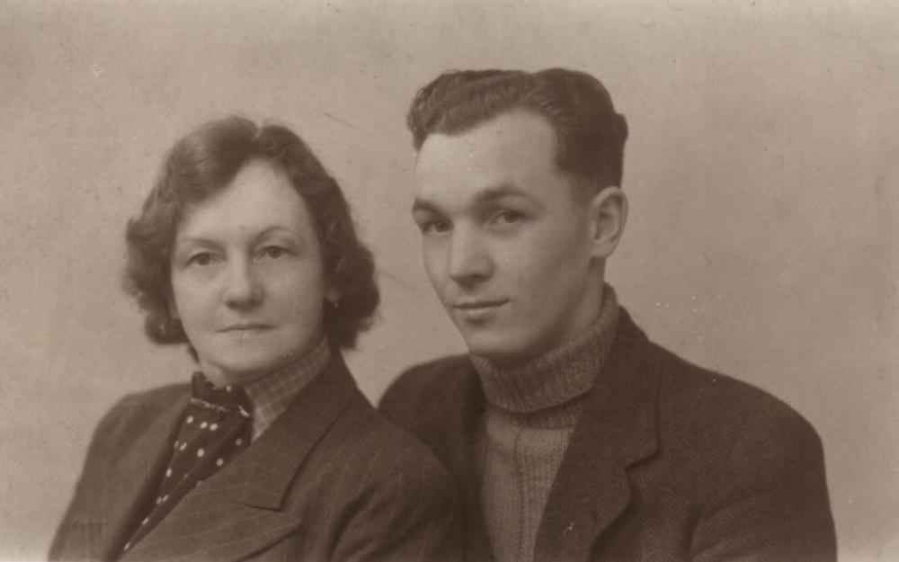 William Kay Fowles and his mother Lilian Fowles nee Kay