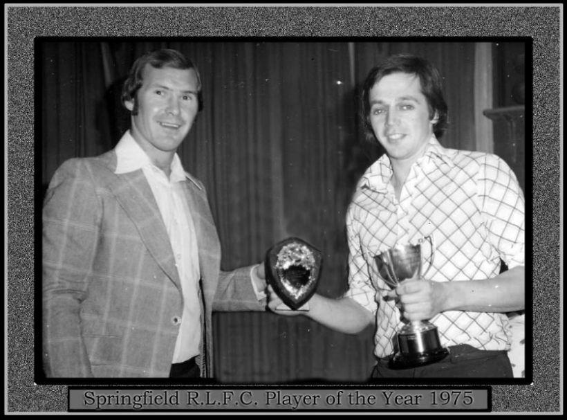 Joe Pendlebury receiving the player of the year award from Bill Francis, 1975.