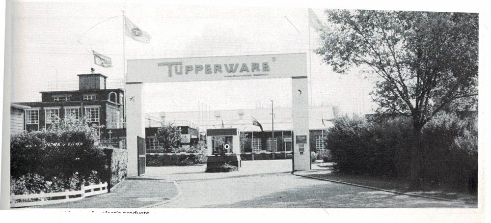 Tupperware Entrance Gidlow lane