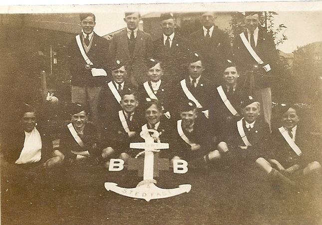 A Boys Brigade group in the back garden of 4 KIngsway Ince