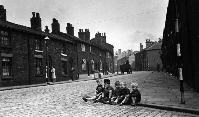 Wigan Children.  Nov 1939