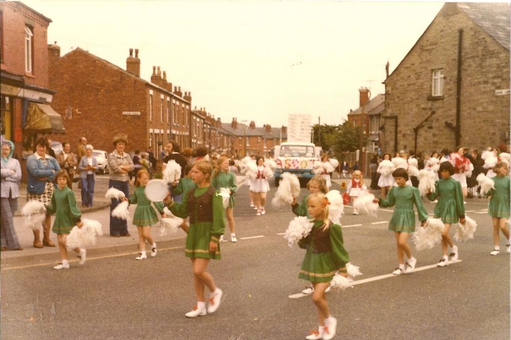 06-08-1977. Standish Carnival Parade.