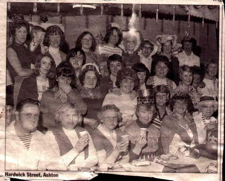 Queen's 1977 Silver Jubilee party, Hardwick St, Ashton.