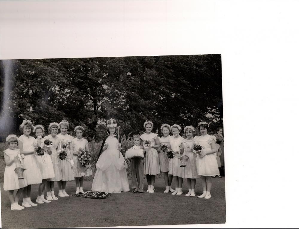 holy trinity rose queen late 50's