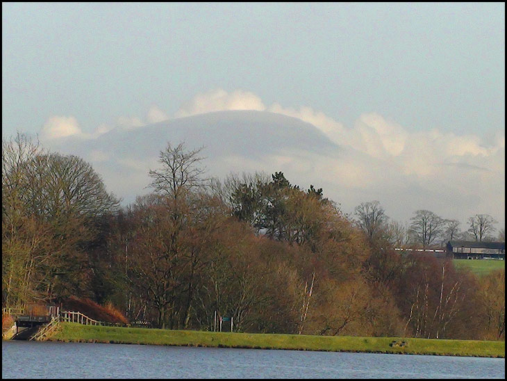 Mountain shaped cloud
