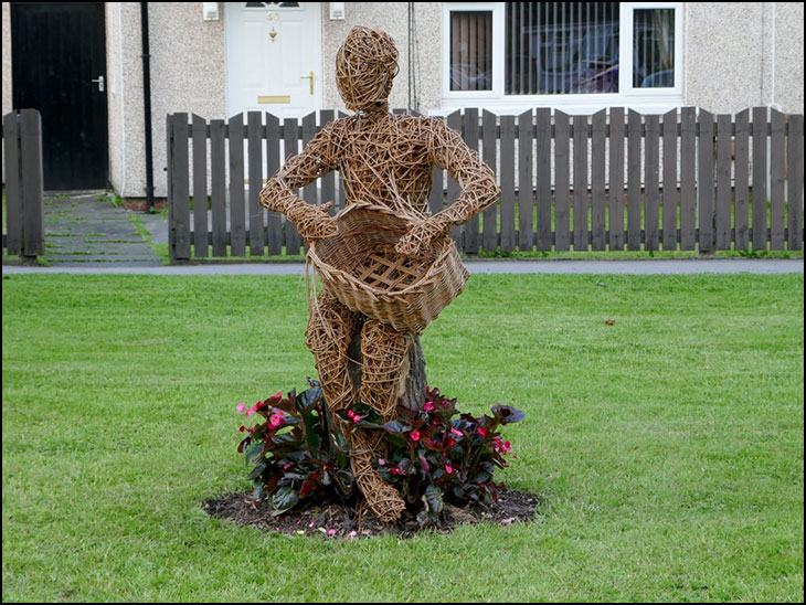 Willow sculpture