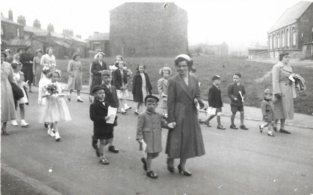 Walking Day - May 1955 - Crooke
