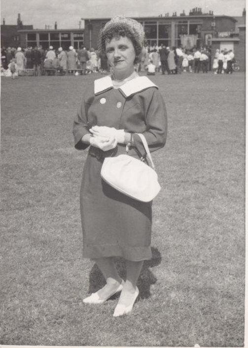 Betty Blinkhorn, Belle Green Walking day, 1965.