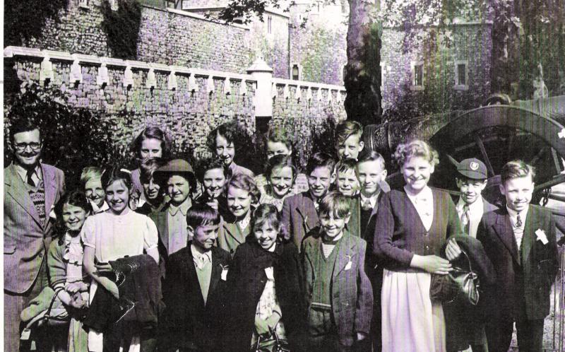 St.Elizabeth's School, Bolton Road. London Trip c1950/51.
