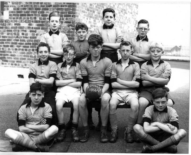 Aspull C of E football team 1956/7