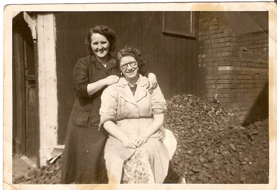 Hilda & Ivy at Cromptons
