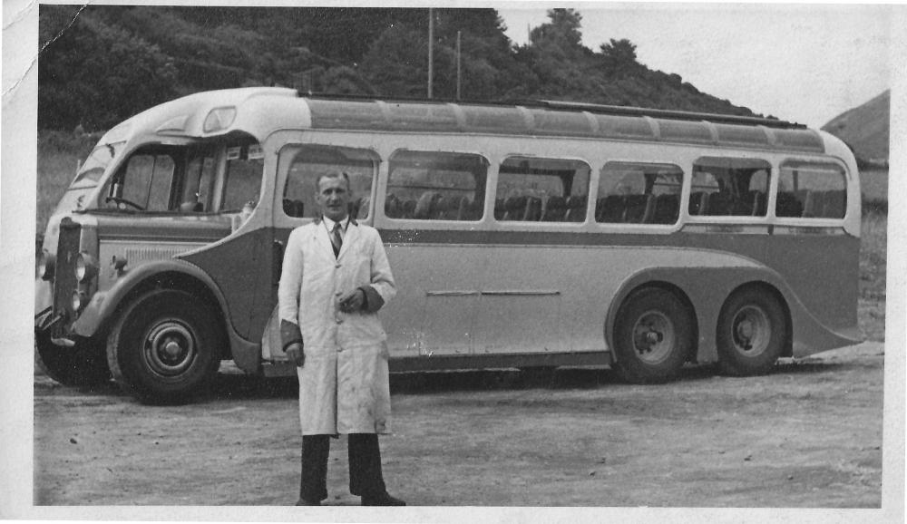 1st 6 wheel (3 axle) coach for Webster 1938.