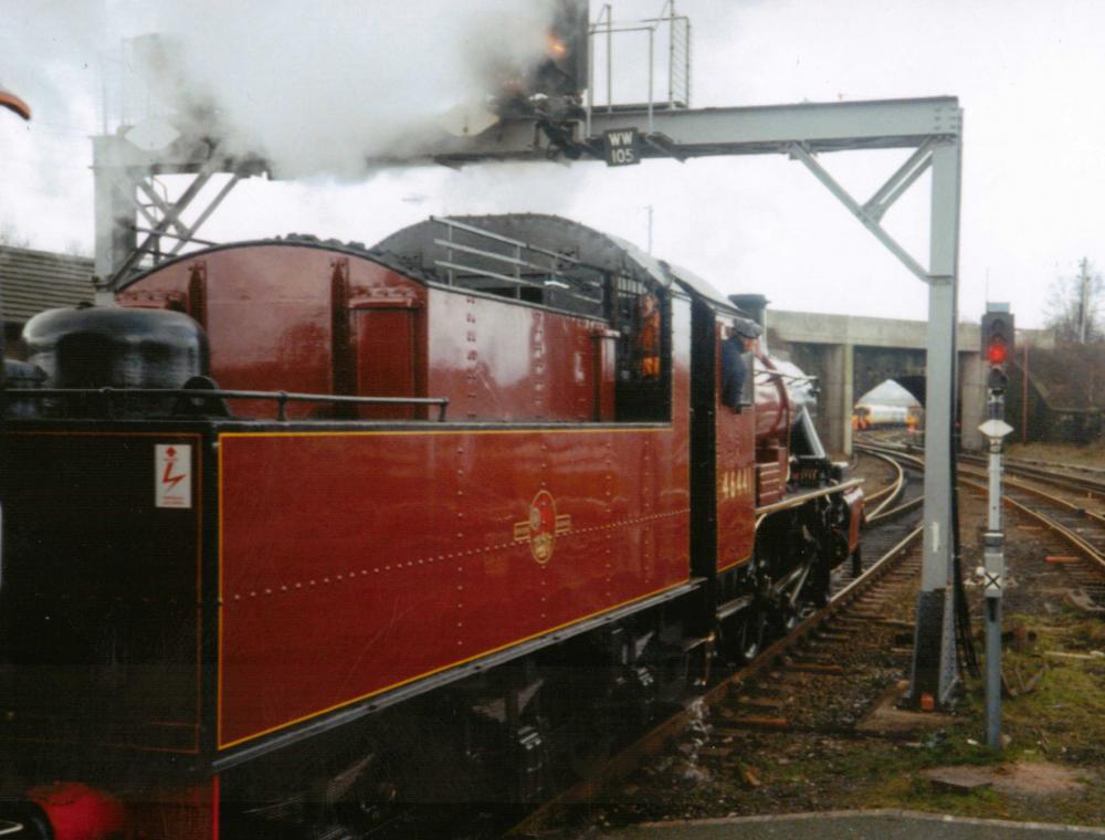 Ivatt  2MT 46441 Departing Wallgate