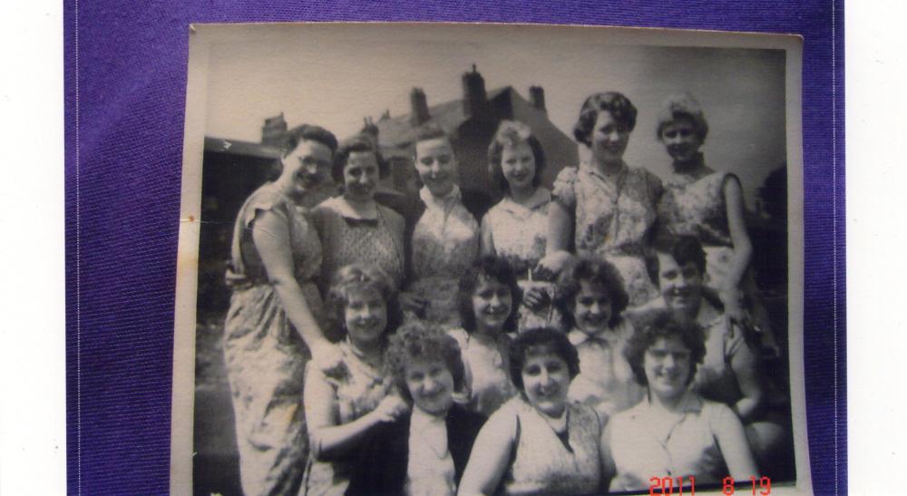 castle hill factory workers hindley 1950's