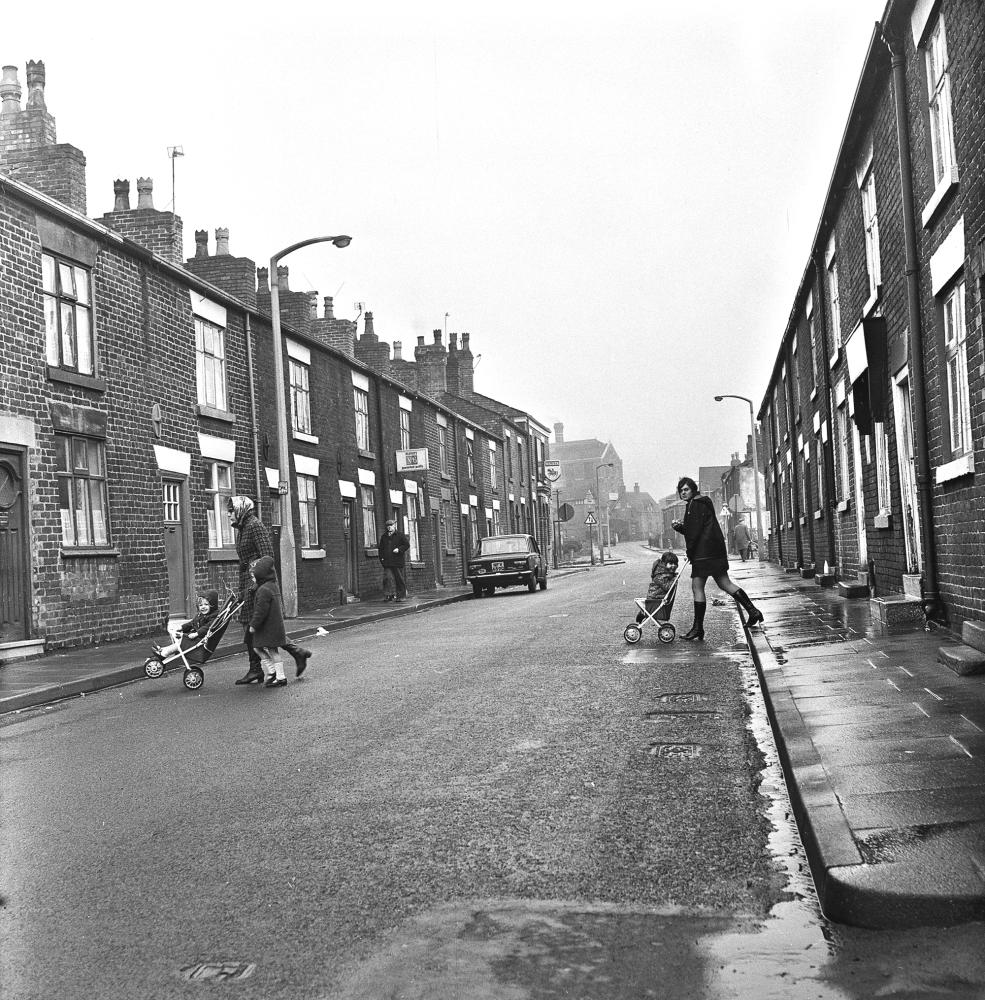 BELLE GREEN LANE 3 BELLE GREEN LANE 3