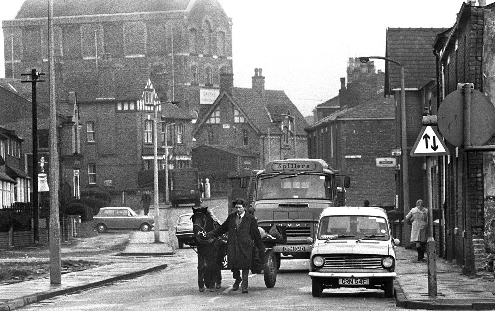 BELLE GREEN LANE 2 BELLE GREEN LANE 2