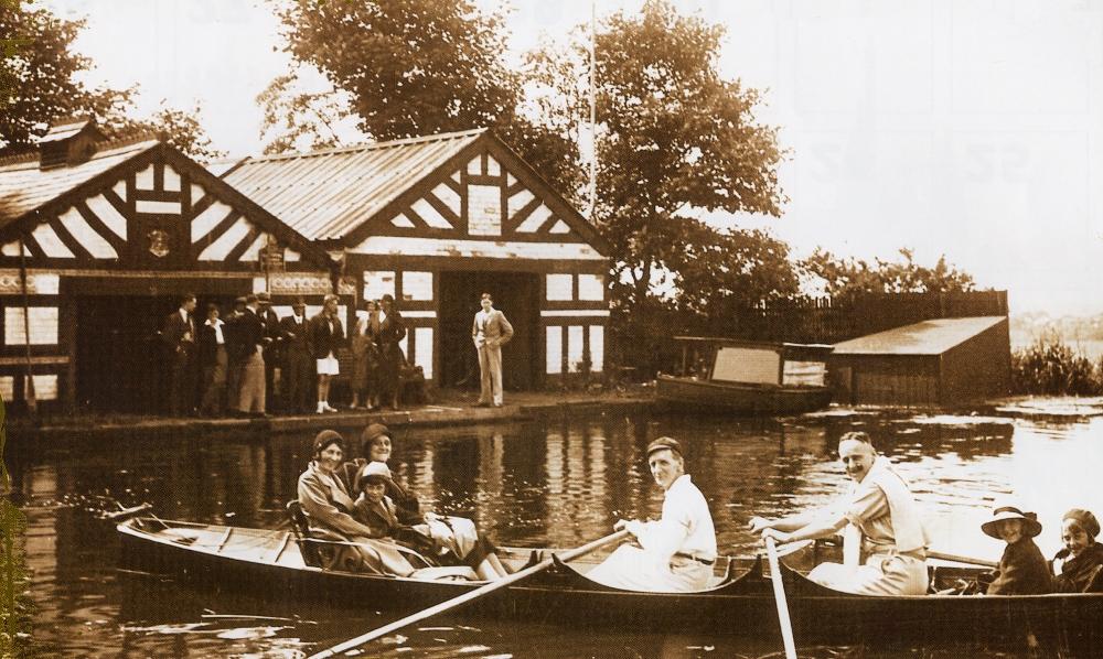 Wigan Rowing Club c.1930's