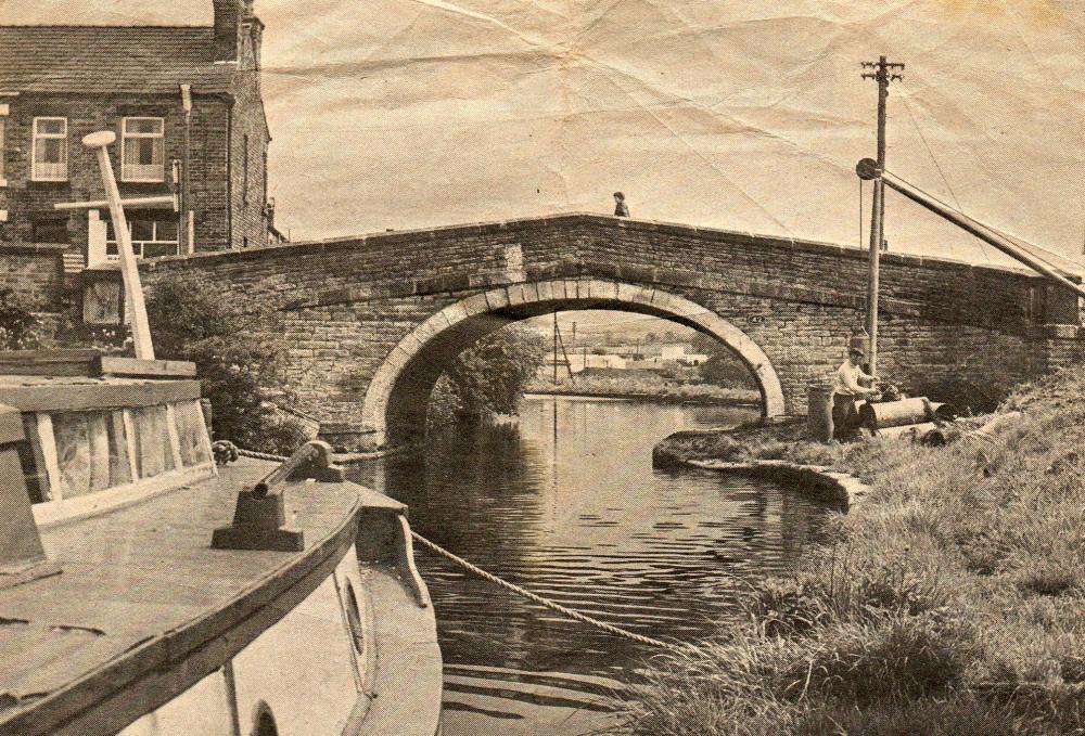 Appley Bridge  The Old Bridge