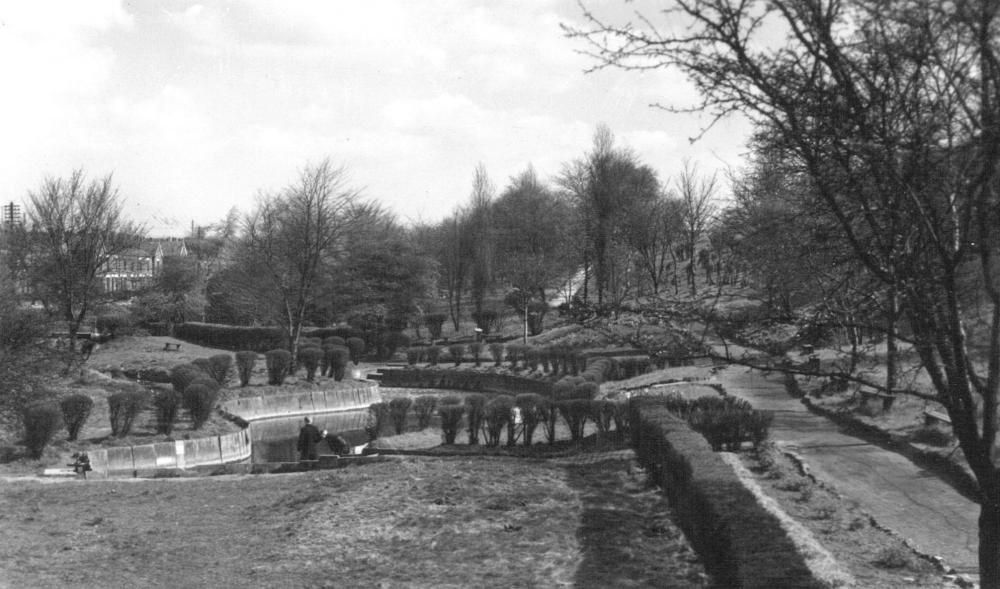 Rayner Park Paddling Pool (1930s?)
