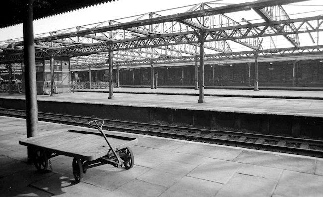 Wigan NW station