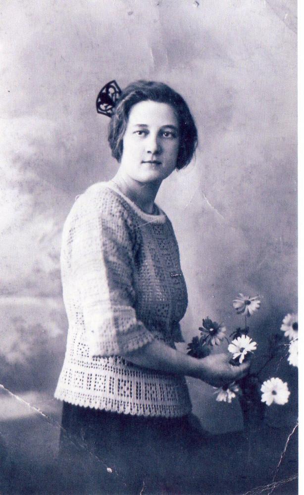 Elizabeth Anderton  nee Picton  [ Mother ]