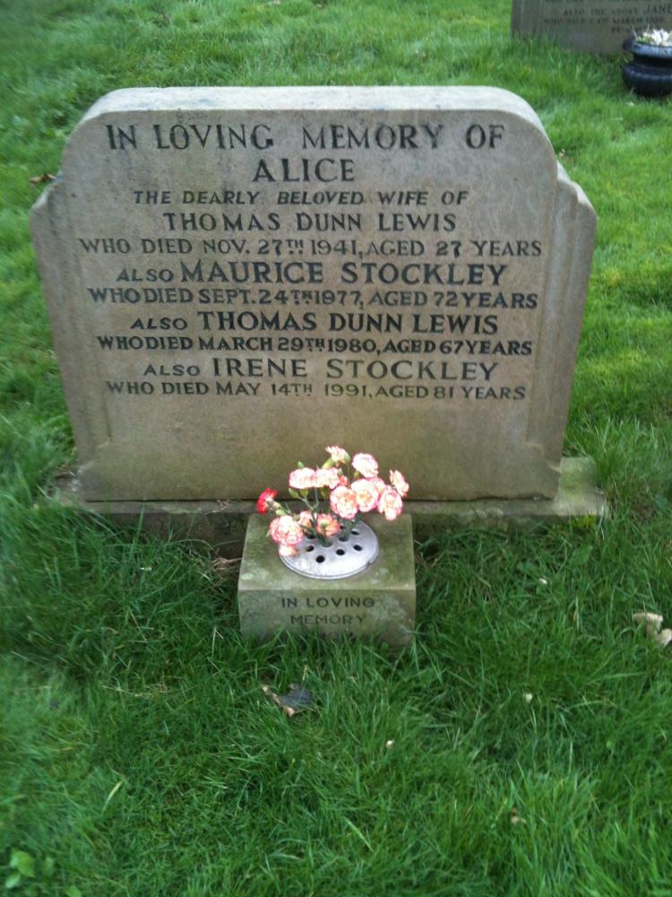 Grave of Lewis Family members - The Limes