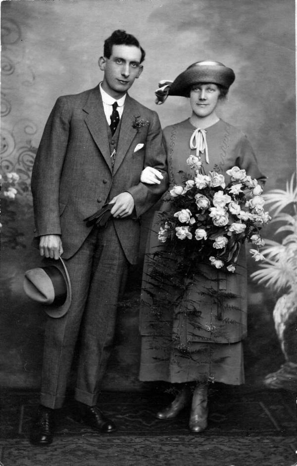 Walter & Elizabeth Hampson on their wedding day, 11th May 1921.