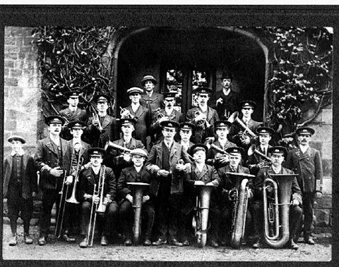 Band 1880s