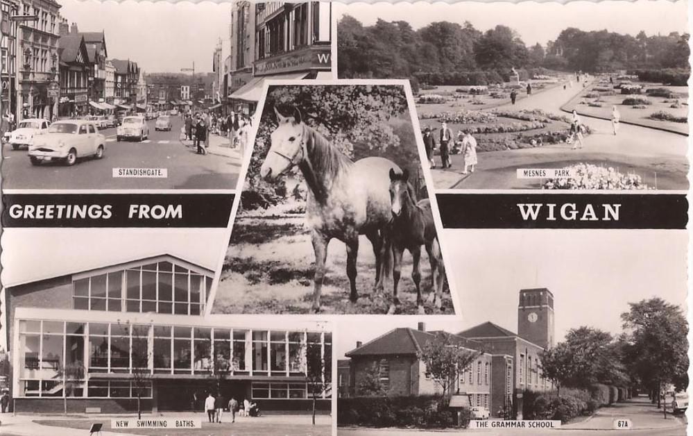 Multi View Postcard 1970s