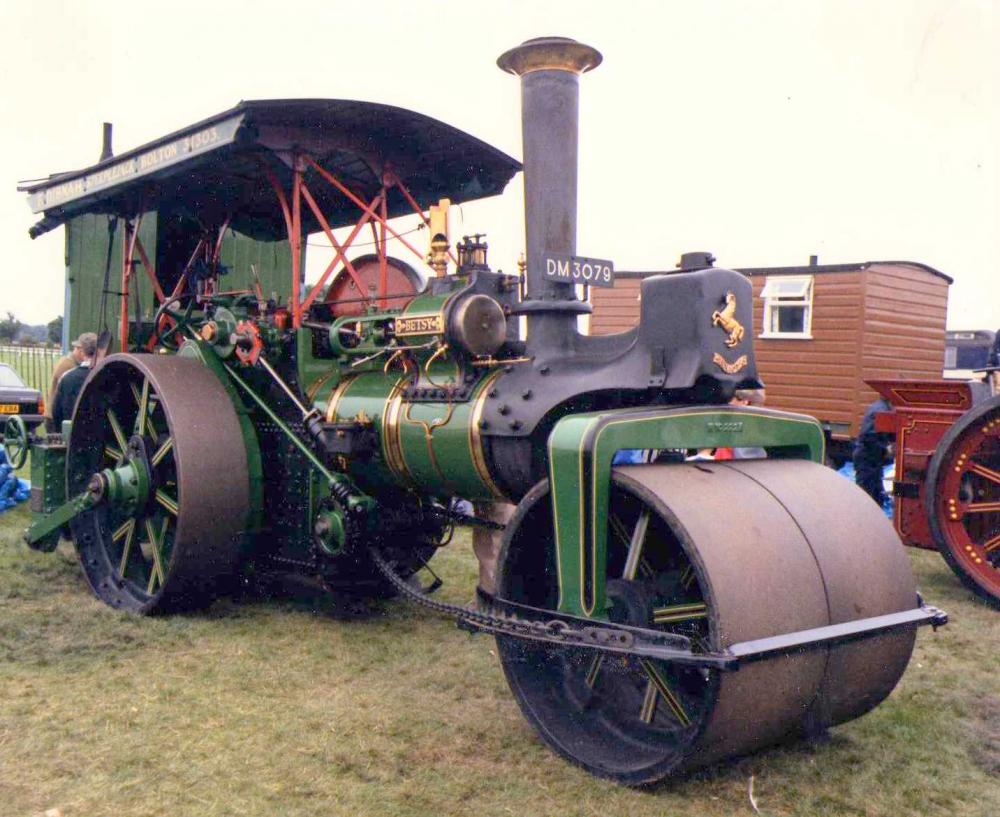 An old steam roller 