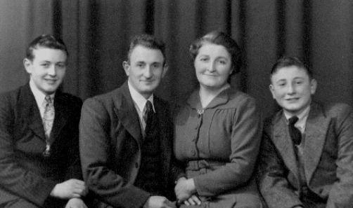 Fred, Dad, Mum, Billy (1948)