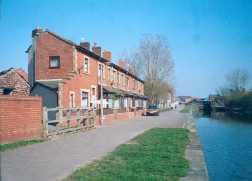 Canal Terrace, Ince